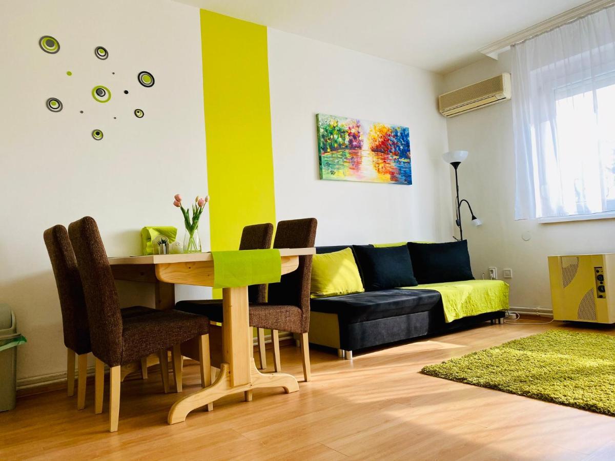 Kalvaria Apartman Сегед Экстерьер фото